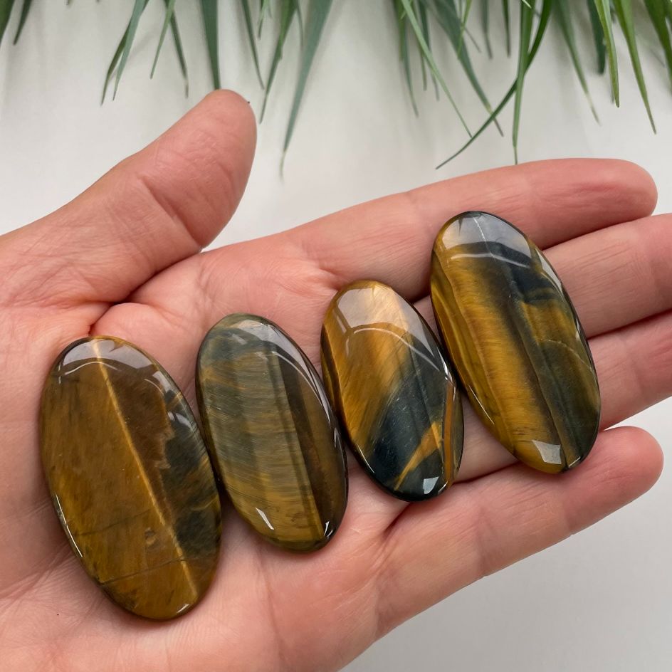 Tigers Eye Cabochon - Round - 1pc Tigers Eye Cabochon - Round - 1pc